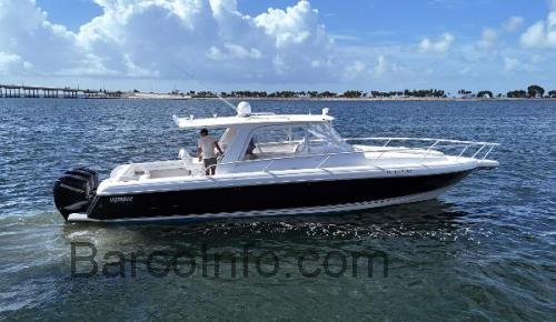 Intrepid 390 Sport Yacht ficha técnica y opiniones